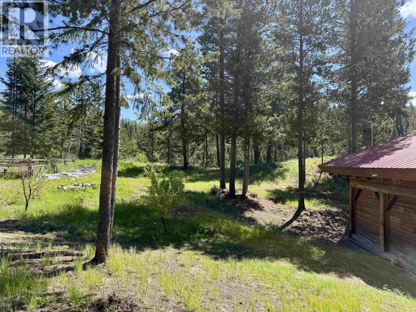 9000 Tote Road, Williams Lake, British Columbia  V0L 1C0 - Photo 2 - R3132985
