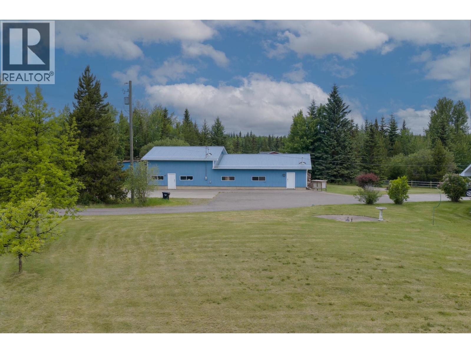 3476 Mountainview Road, Vanderhoof, British Columbia  V0J 3A2 - Photo 13 - R3135748