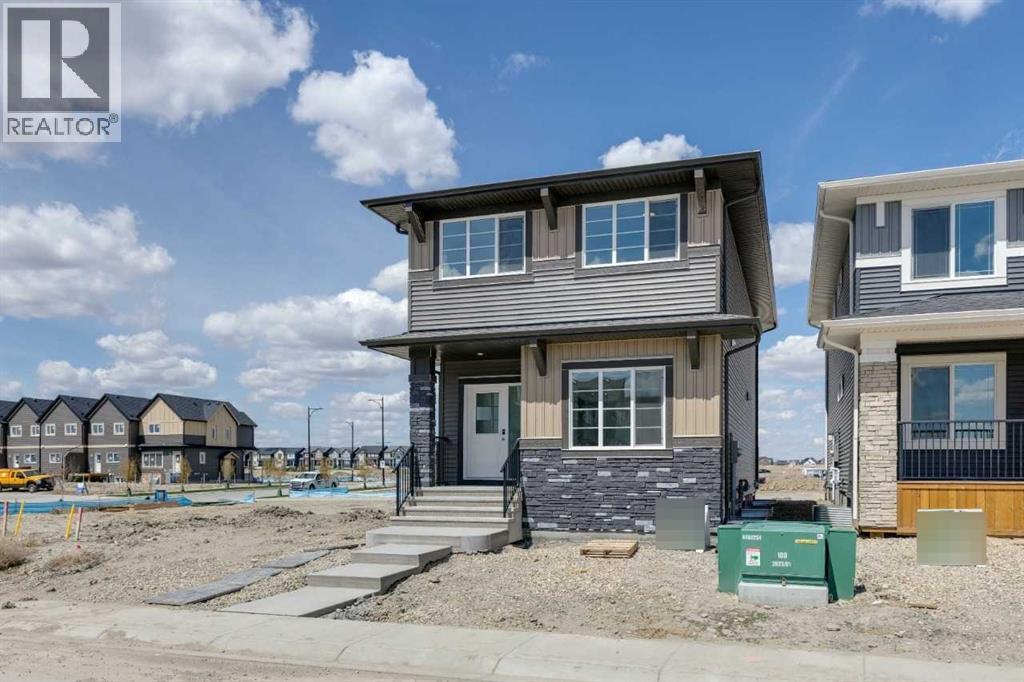 222 Layton Link SE, Airdrie, Alberta  T4A 3R7 - Photo 1 - A2303534