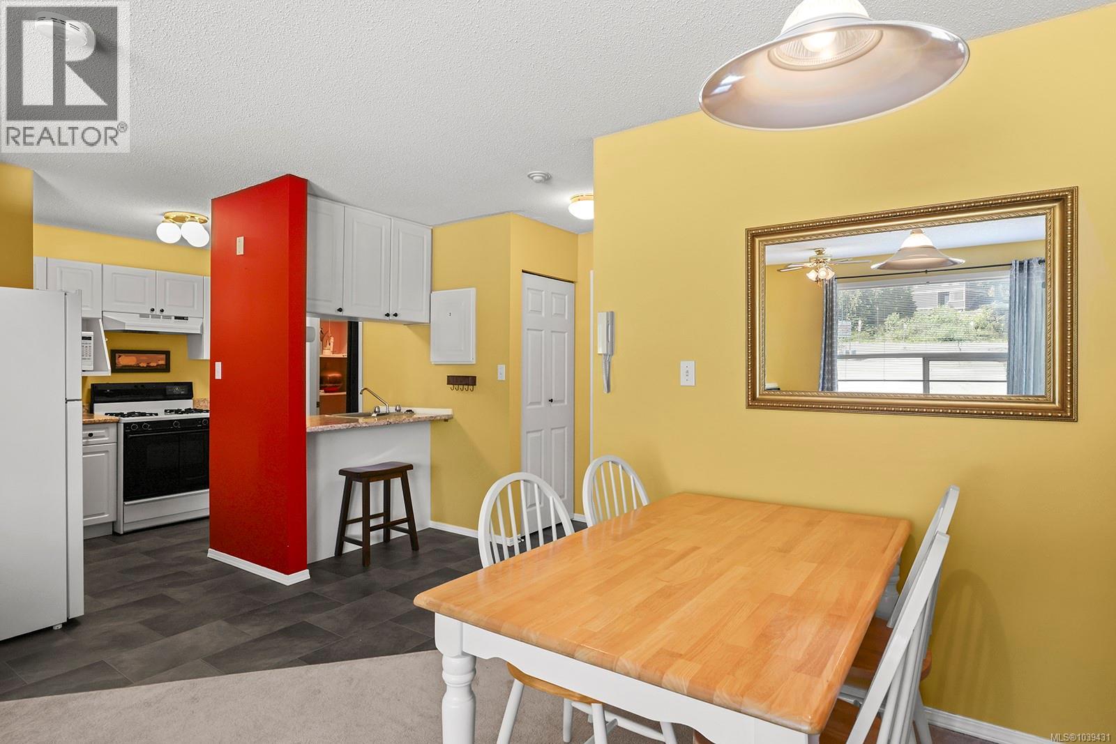 101 1105 Henry Rd, Courtenay, British Columbia  V9J 1L0 - Photo 8 - 1039431