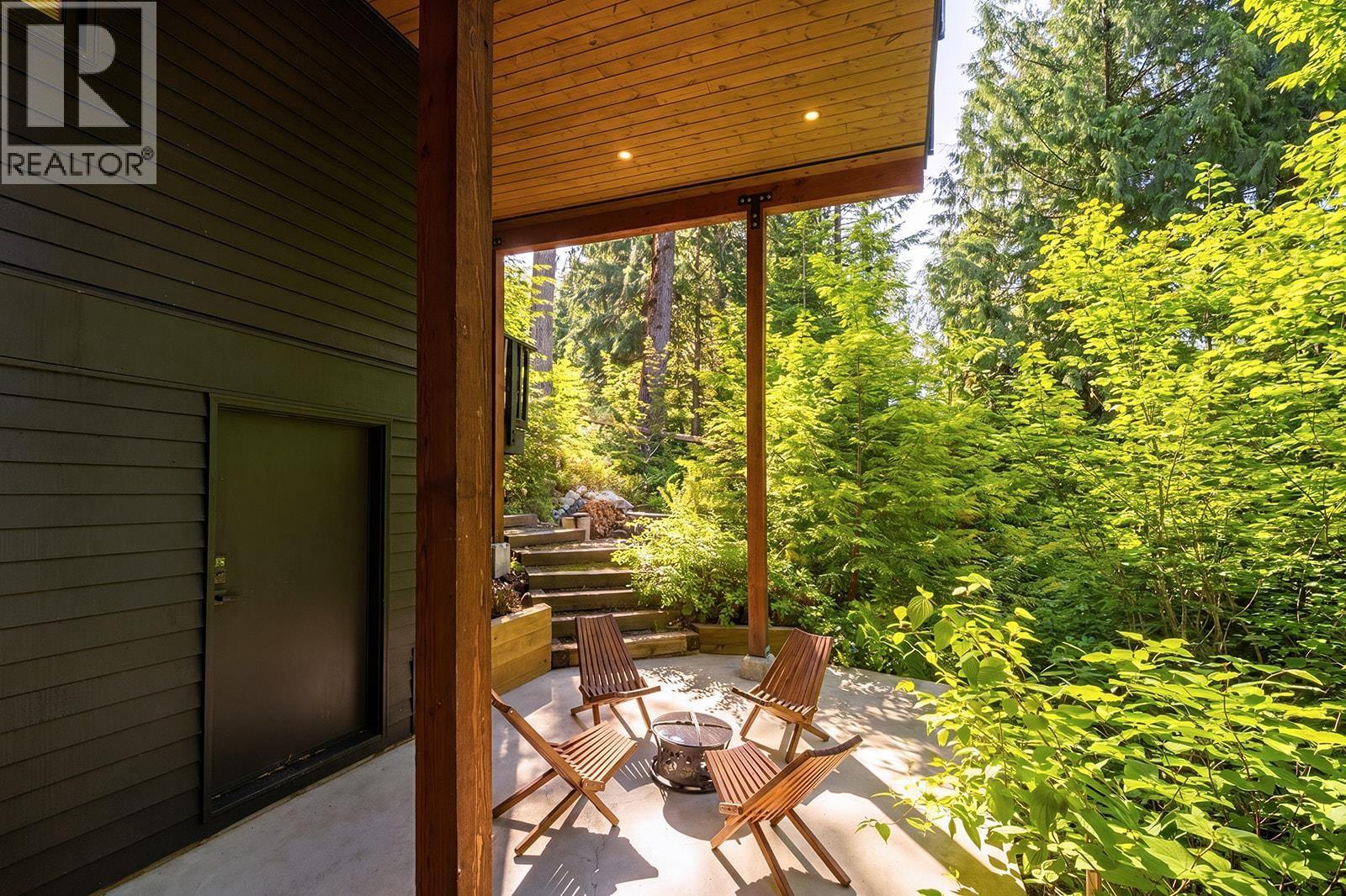 1048 Tobermory Way, Squamish, British Columbia  V0N 1T0 - Photo 27 - R3135774