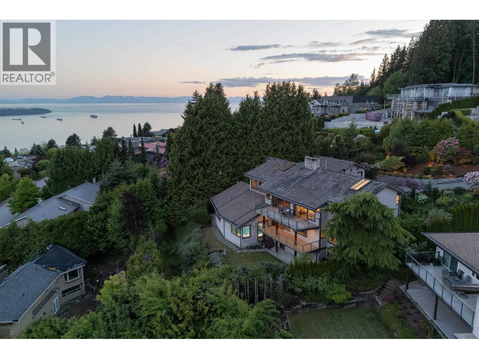 1521 Chartwell Drive, West Vancouver, British Columbia  V7S 2R9 - Photo 5 - R3135775