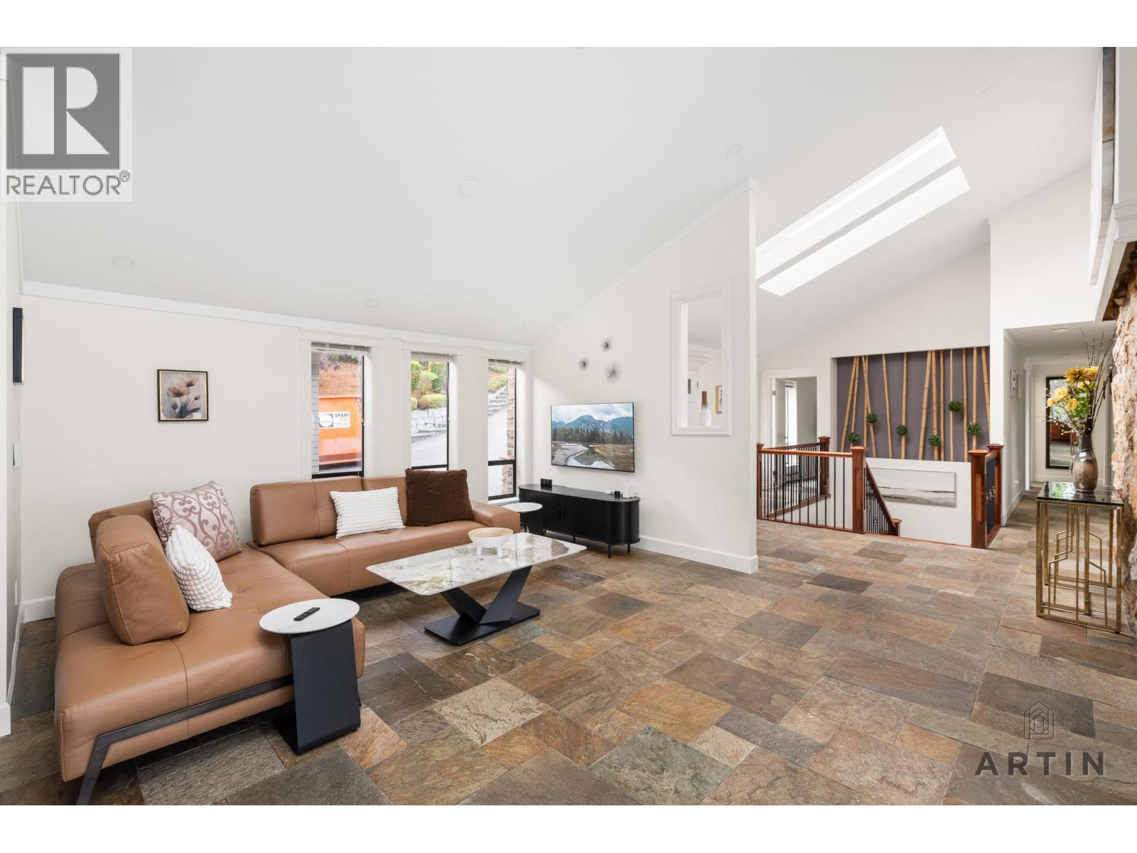 1521 Chartwell Drive, West Vancouver, British Columbia  V7S 2R9 - Photo 8 - R3135775