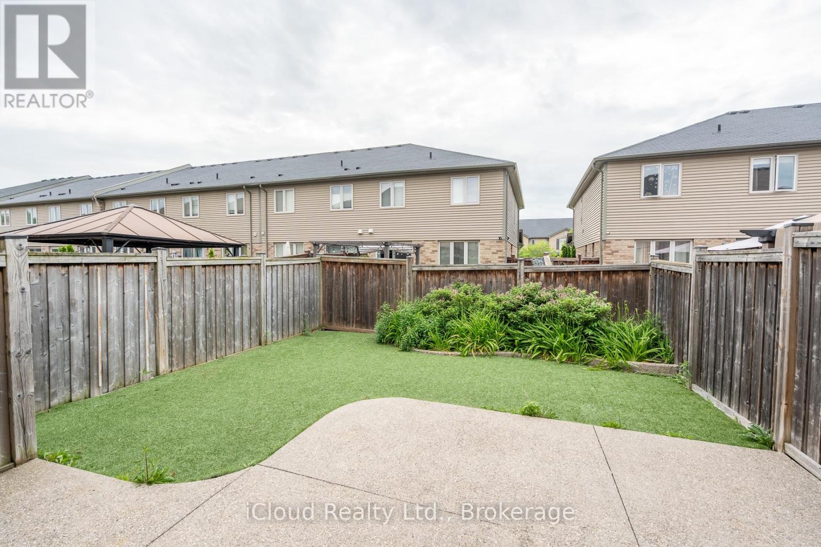 113 Echovalley Drive, Hamilton, Ontario  L8J 0H1 - Photo 41 - X13445302