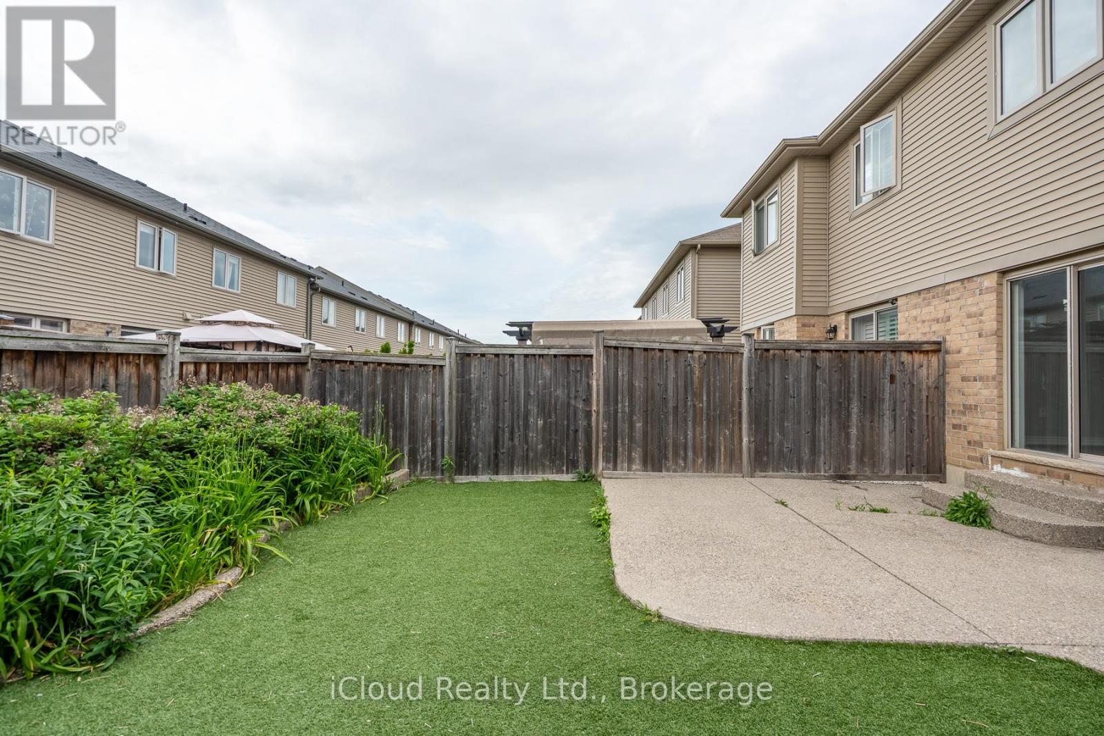 113 Echovalley Drive, Hamilton, Ontario  L8J 0H1 - Photo 43 - X13445302