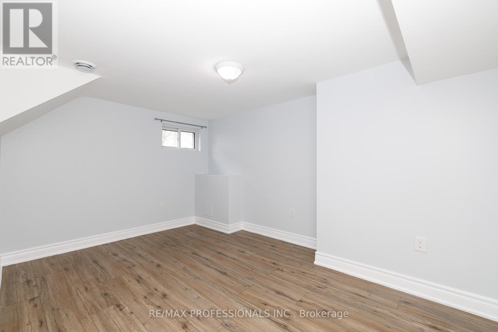 Bsmt - 16 Nello Street, St. Catharines, Ontario  L2N 1G6 - Photo 12 - X13445362