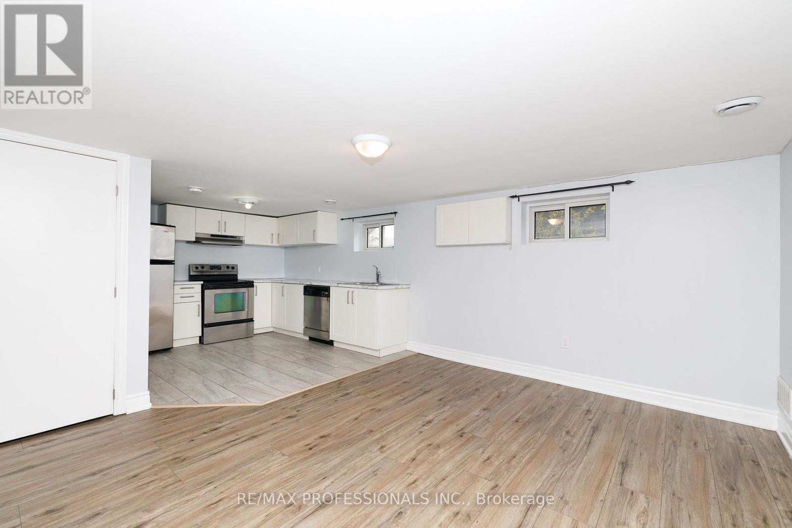 Bsmt - 16 Nello Street, St. Catharines, Ontario  L2N 1G6 - Photo 3 - X13445362