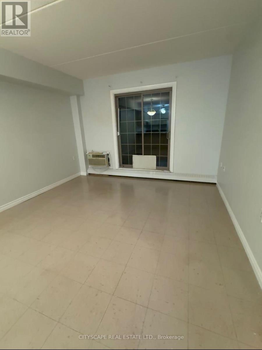 24 Harris Avenue, Brantford, Ontario  N3R 2E9 - Photo 7 - X13445392