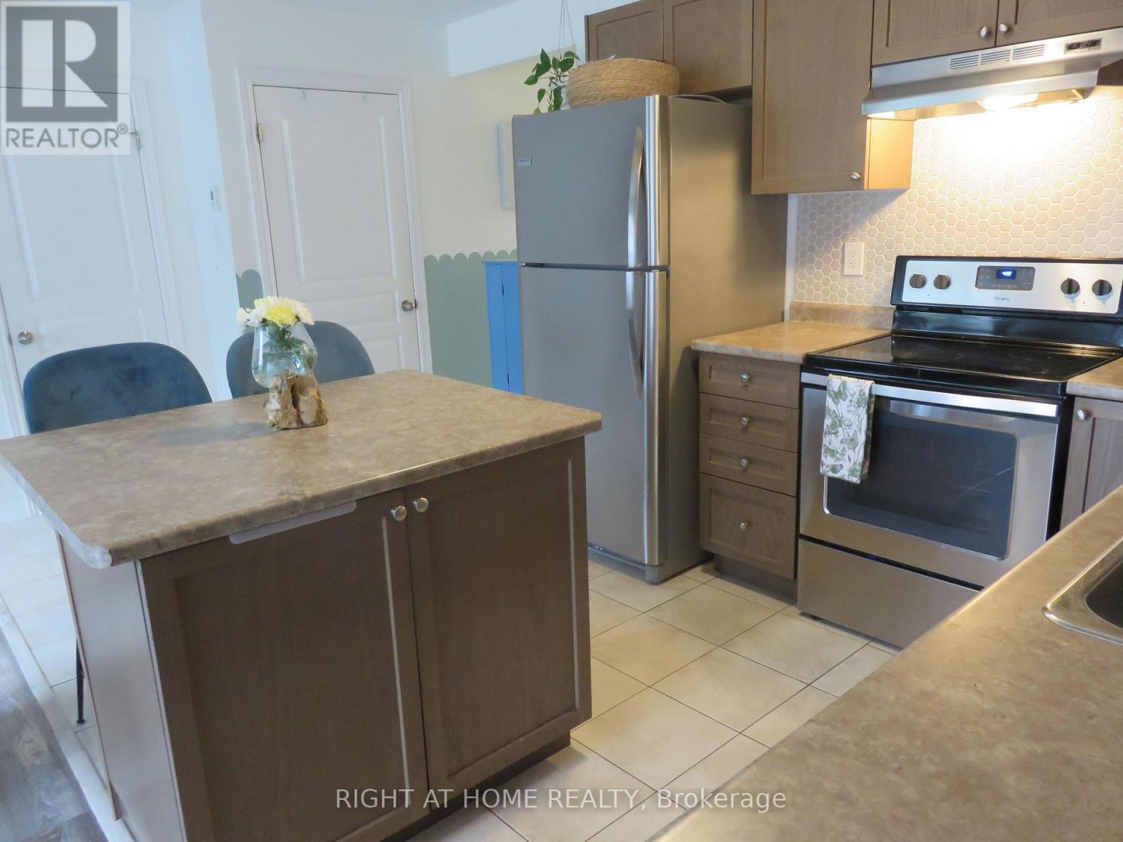 68 Little Ryans Way, Bracebridge, Ontario  P1L 0C3 - Photo 7 - X13445526