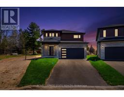 23 WOODVALLEY COURT, Hamilton, Ontario