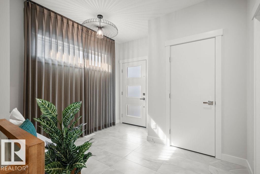 9307 229 St Nw, Edmonton, Alberta  T5T 4W8 - Photo 6 - E4493671