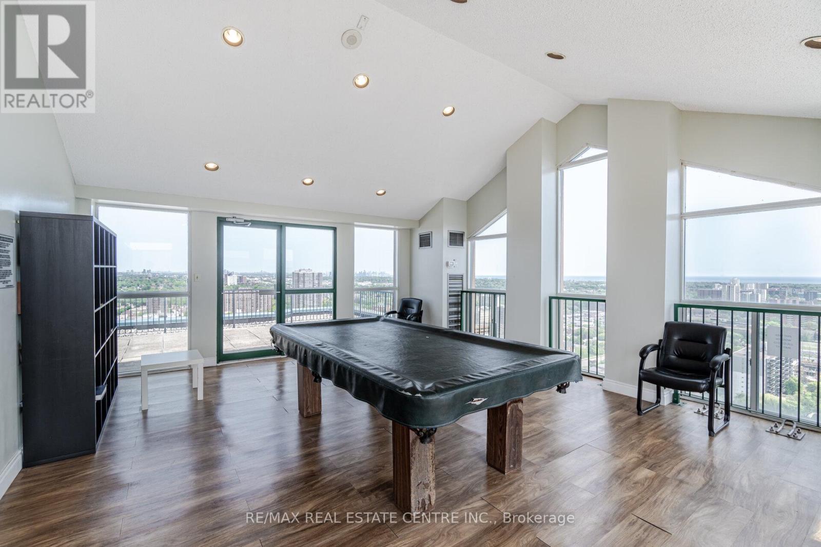 811 - 115 Hillcrest Avenue, Mississauga, Ontario  L5B 3Y9 - Photo 30 - W12939358
