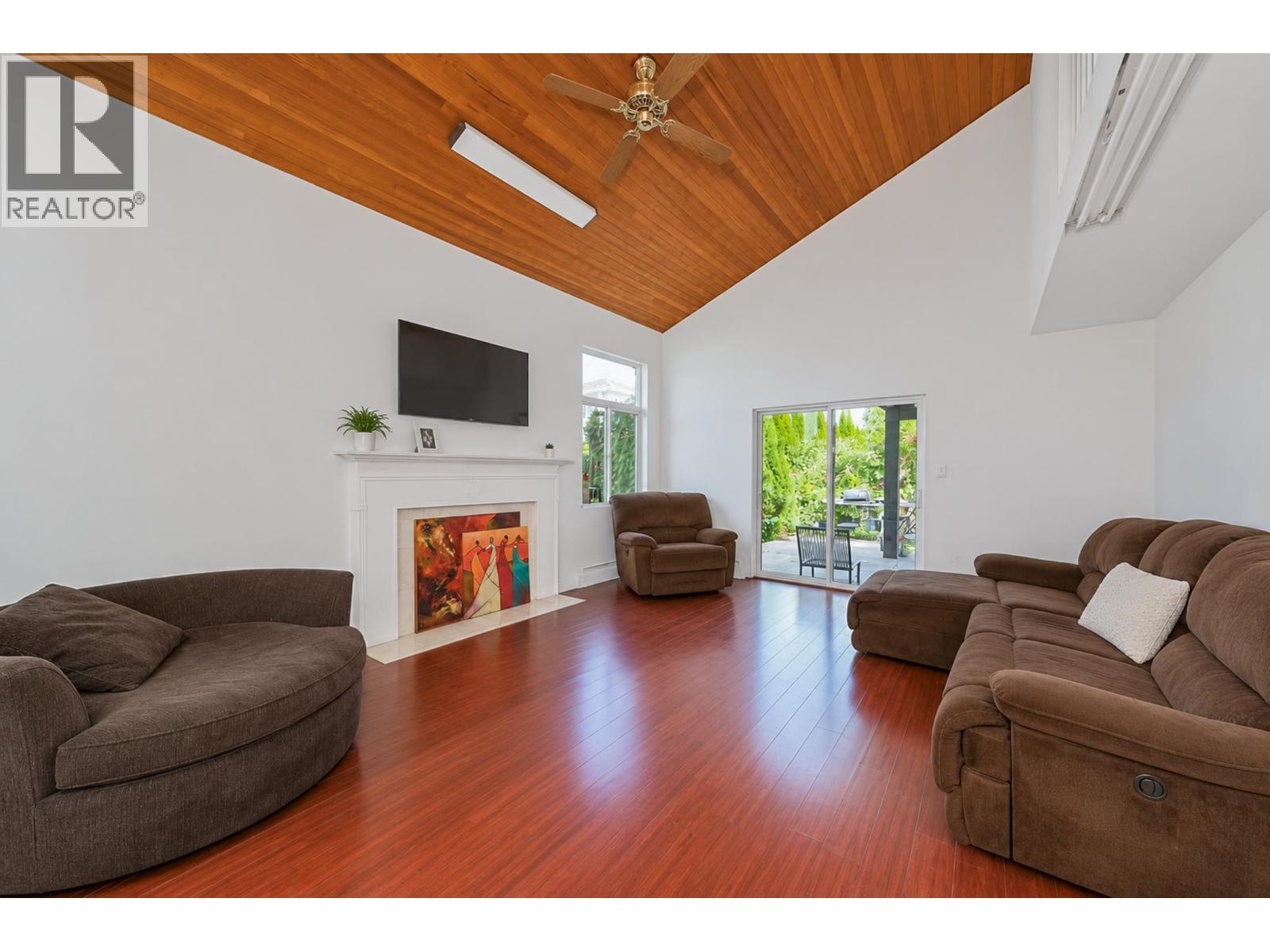 7868 Elwell Street, Burnaby, British Columbia  V5E 1M2 - Photo 4 - R3127792
