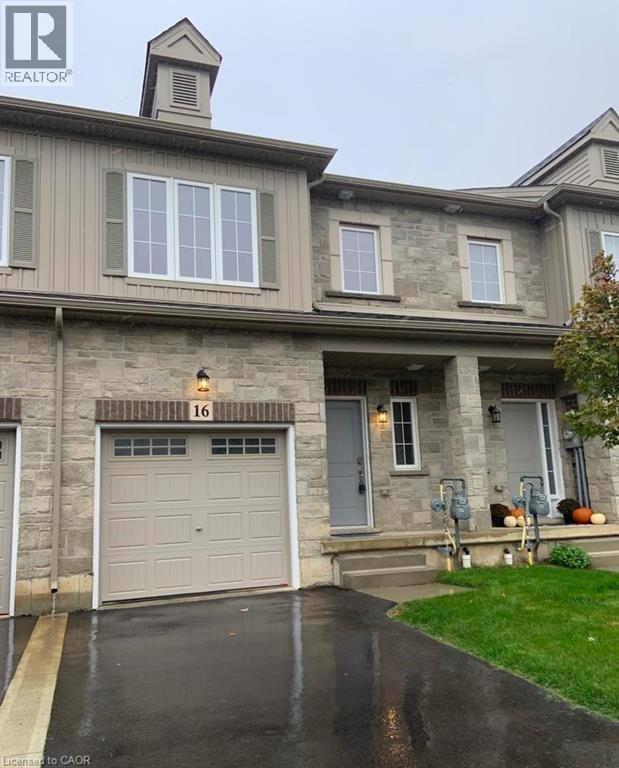 16 DAYMAN Drive, Ancaster, Ontario