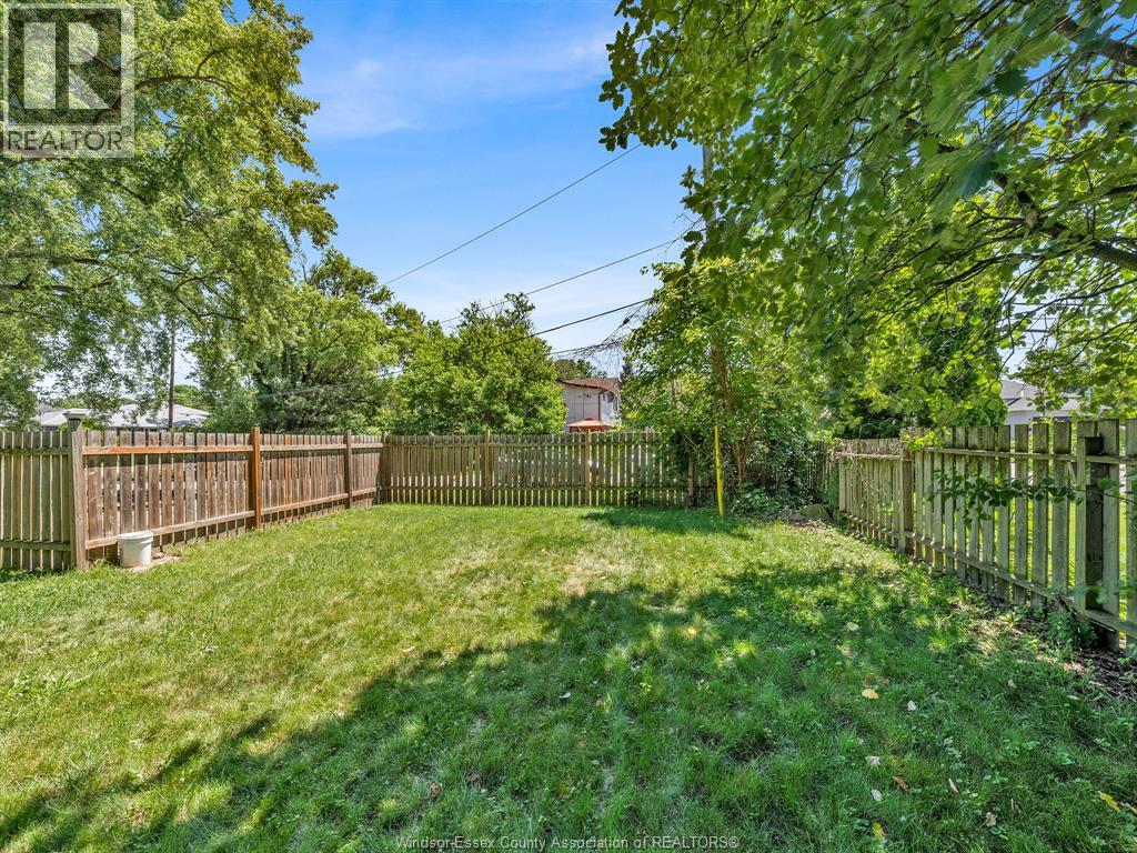 592 Reaume, Lasalle, Ontario  N9J 1B4 - Photo 38 - 26014115