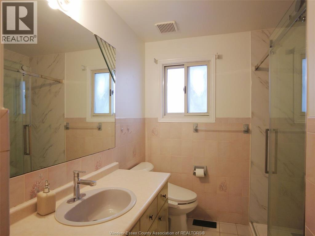 2847 Mangin Crescent, Windsor, Ontario  N9E 4K7 - Photo 10 - 26014091