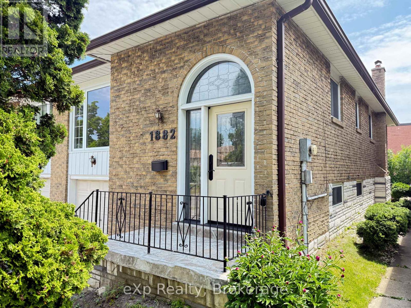 1882 ROSEFIELD ROAD, Pickering, Ontario