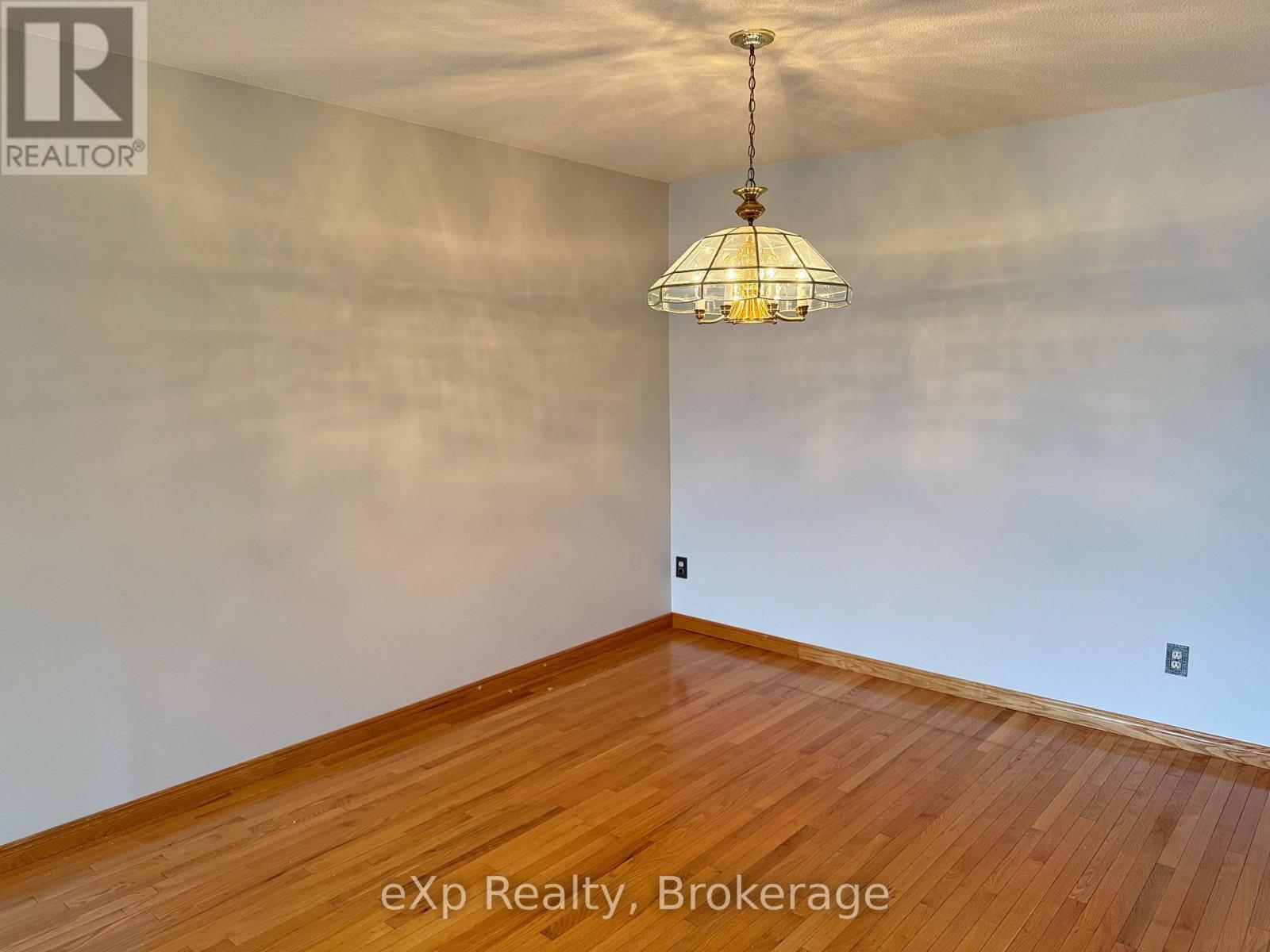 1882 Rosefield Road, Pickering, Ontario  L1V 3H6 - Photo 12 - E13446266
