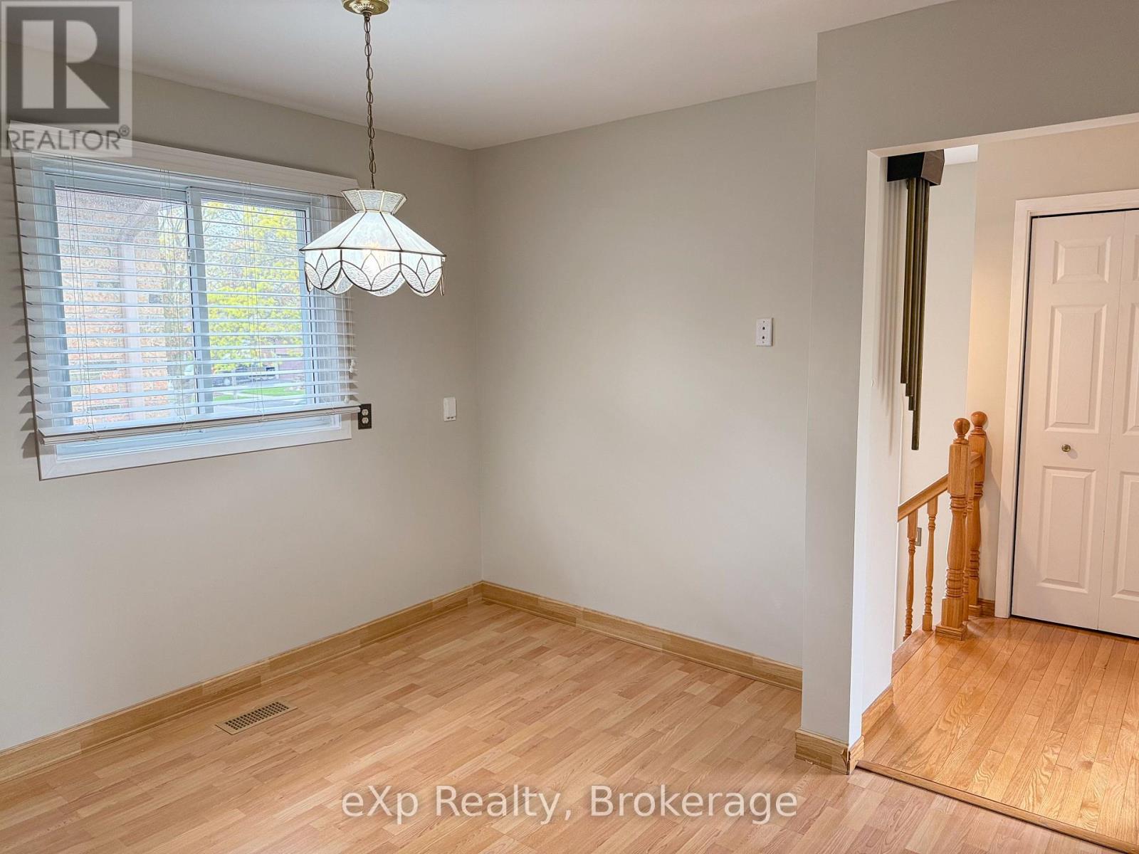 1882 Rosefield Road, Pickering, Ontario  L1V 3H6 - Photo 14 - E13446266