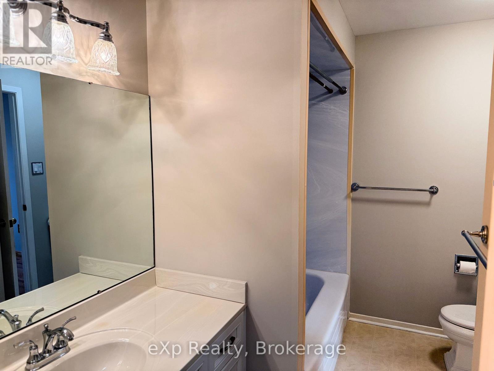 1882 Rosefield Road, Pickering, Ontario  L1V 3H6 - Photo 30 - E13446266