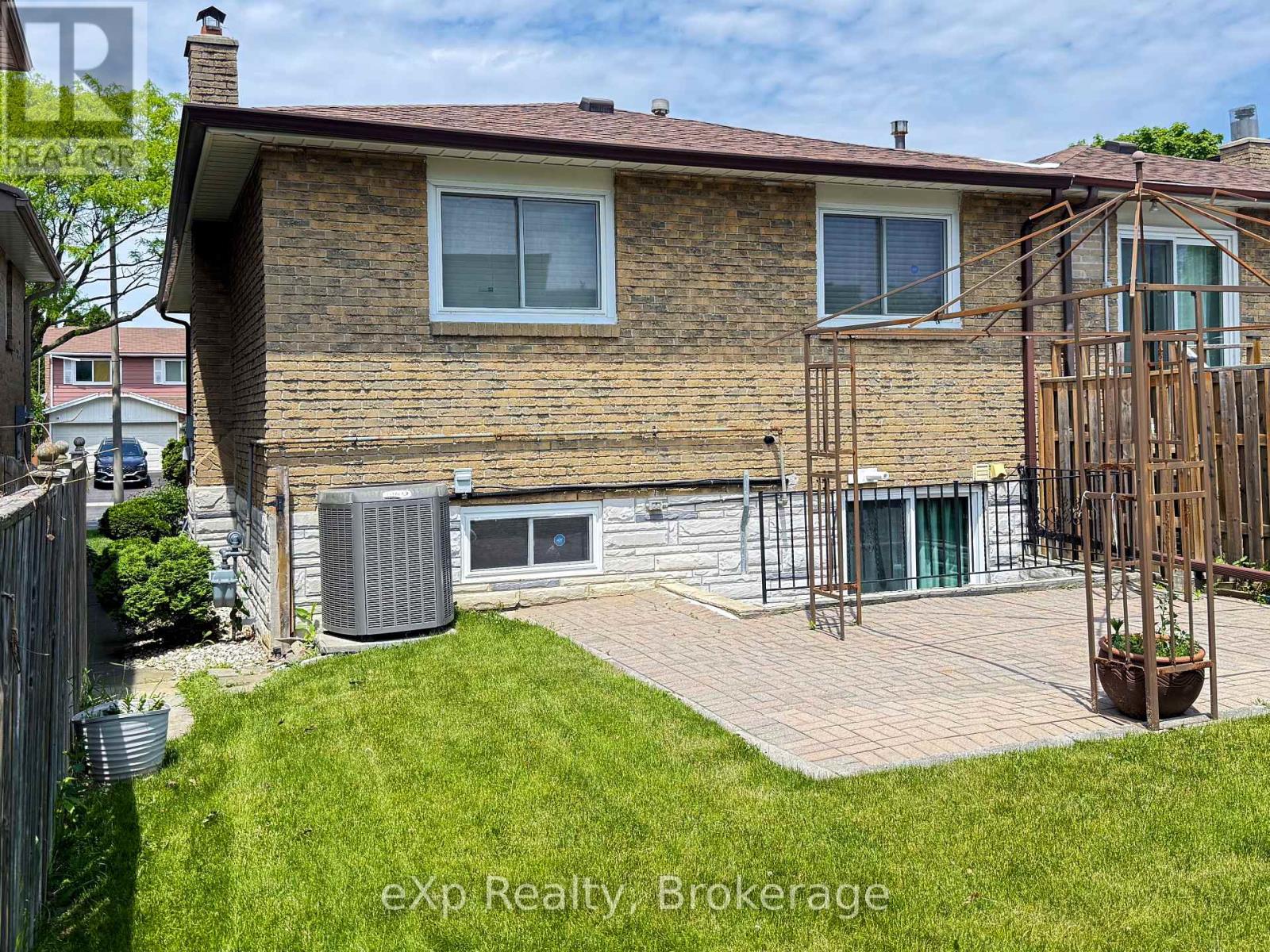 1882 Rosefield Road, Pickering, Ontario  L1V 3H6 - Photo 44 - E13446266