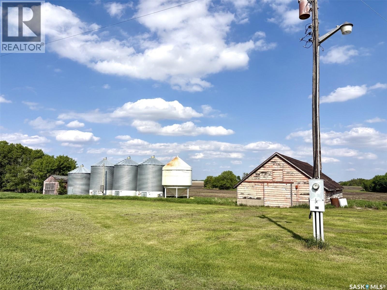 Dodds Farm, Orkney Rm No. 244, Saskatchewan  S3N 4K1 - Photo 4 - SK038928