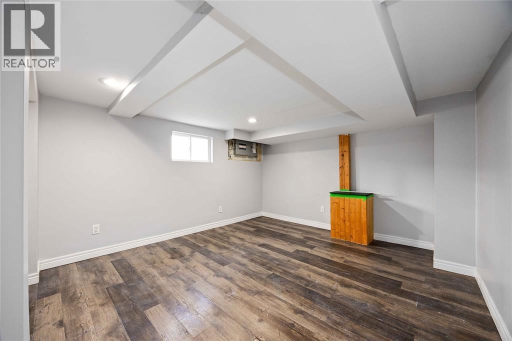 257 Vidal Street South, Sarnia photo 19