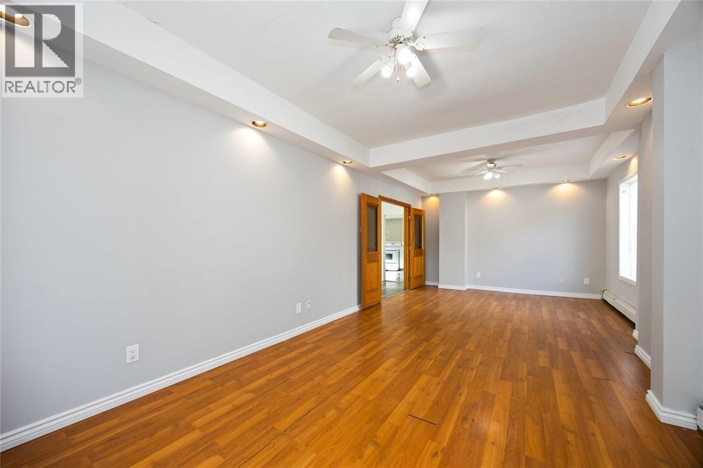 257 Vidal Street South, Sarnia photo 10