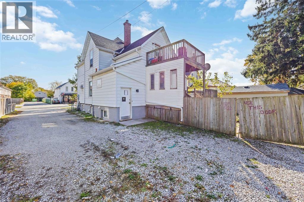 257 Vidal Street South, Sarnia photo 30