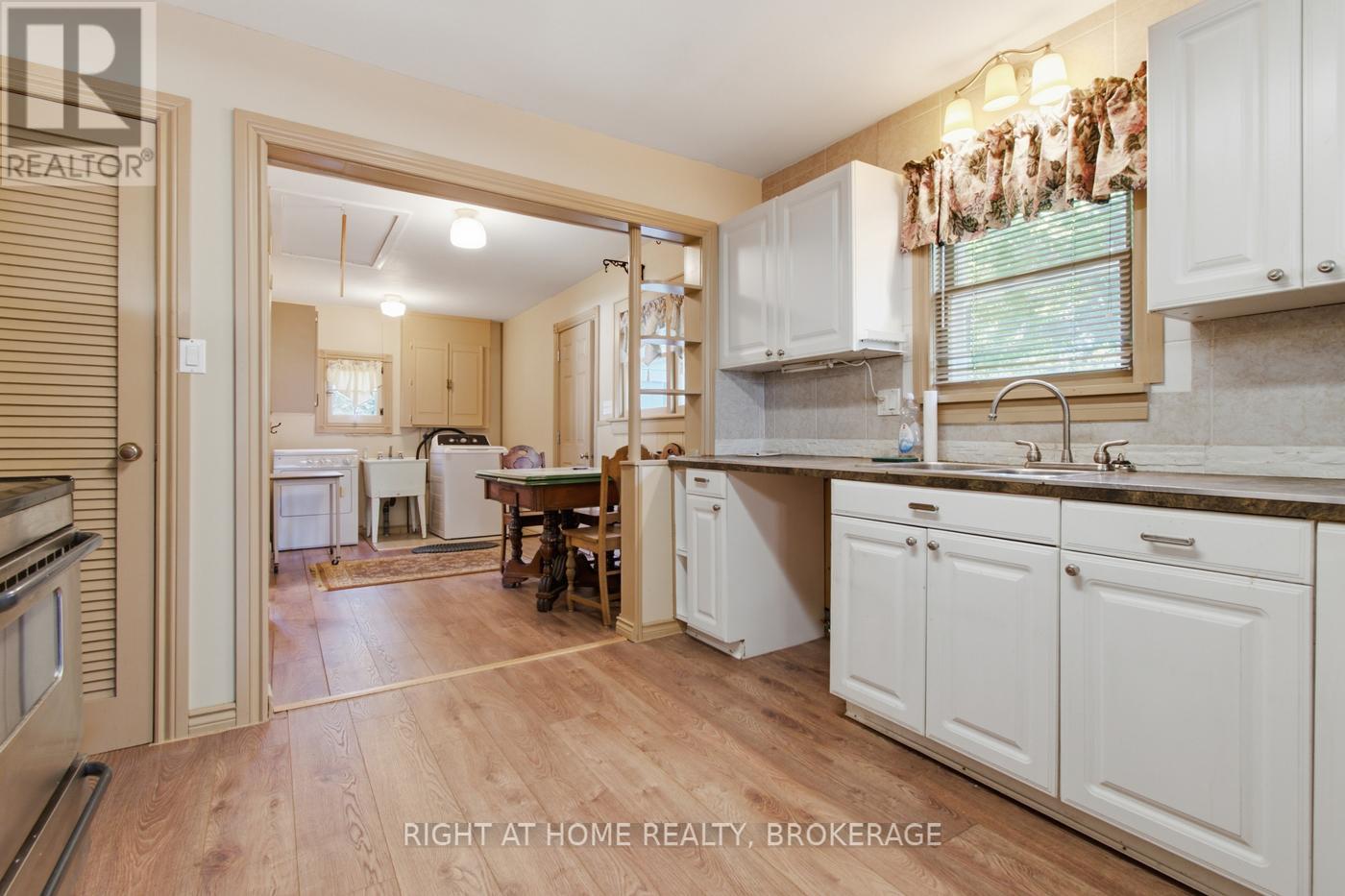 3906 Alexandra Road, Fort Erie, Ontario  L0S 1B0 - Photo 15 - X12643230