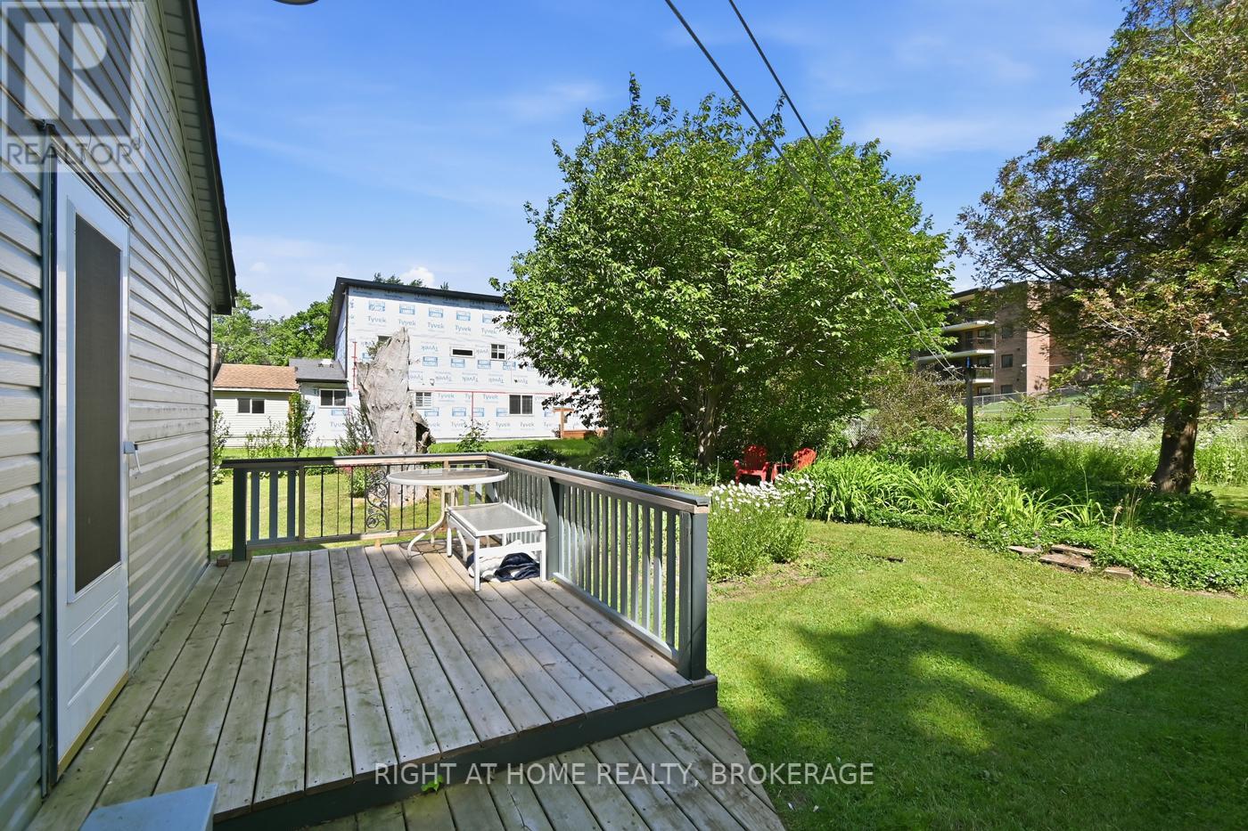 3906 Alexandra Road, Fort Erie, Ontario  L0S 1B0 - Photo 45 - X12643230