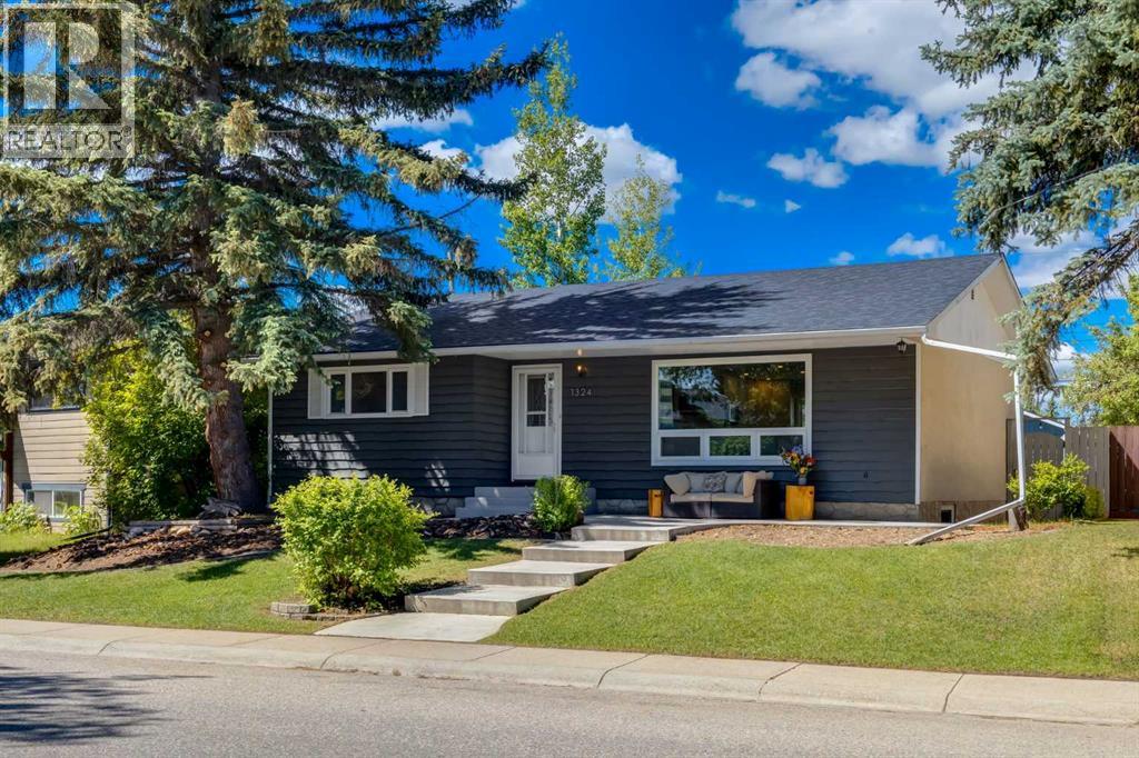 1324 Lake Sylvan Drive SE, calgary, Alberta