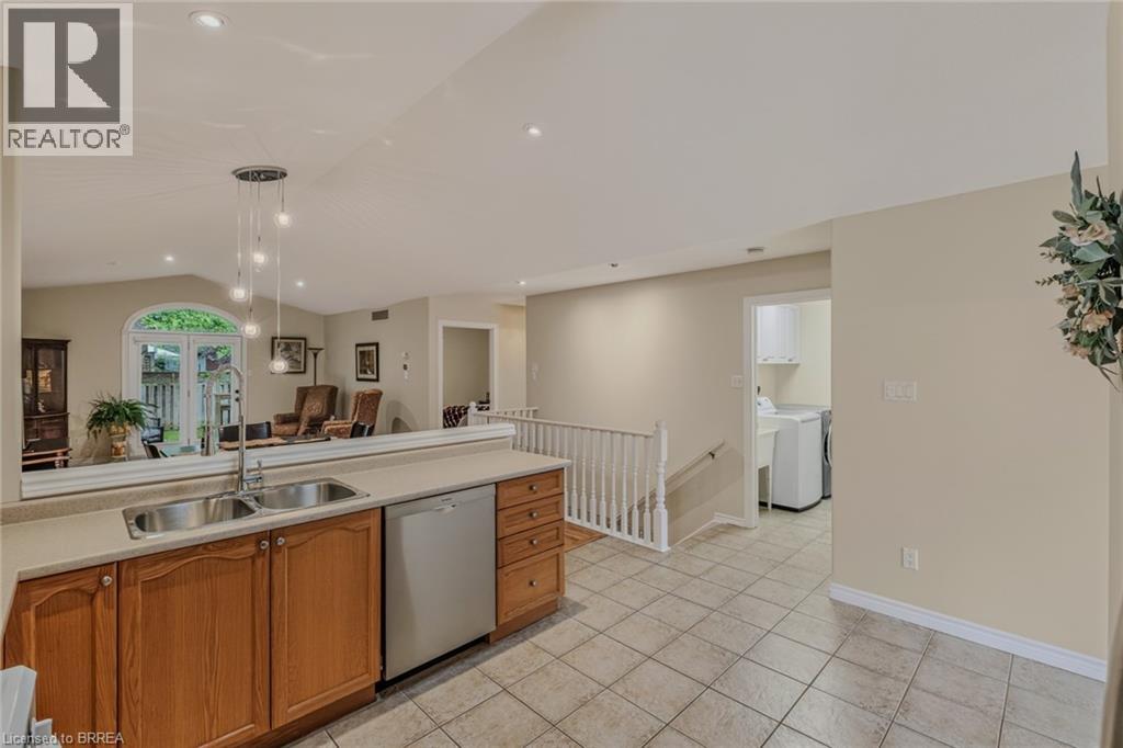 54 Glenwood Drive Unit# 3, Brantford, Ontario  N3S 3G6 - Photo 15 - 40838663