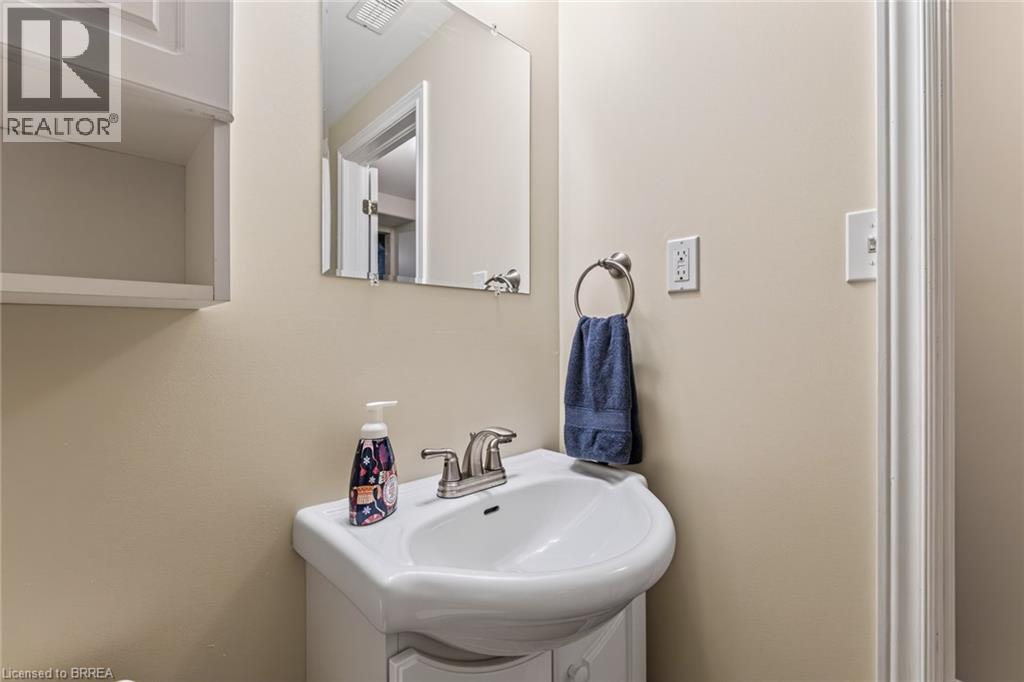 54 Glenwood Drive Unit# 3, Brantford, Ontario  N3S 3G6 - Photo 30 - 40838663