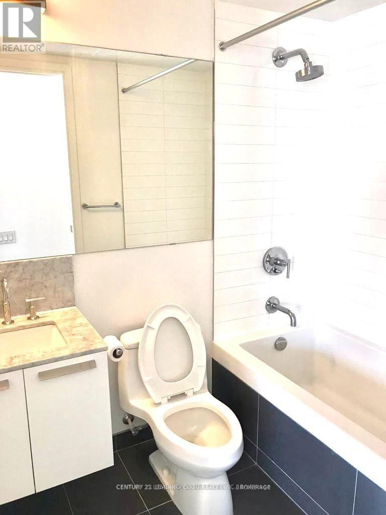 2606 - 42 Charles Street E, Toronto, Ontario  M4Y 0B7 - Photo 3 - C13445848