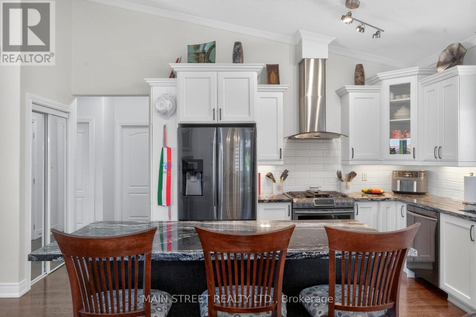 644 Taylor Drive, Midland, Ontario  L4R 0E3 - Photo 9 - S13436142