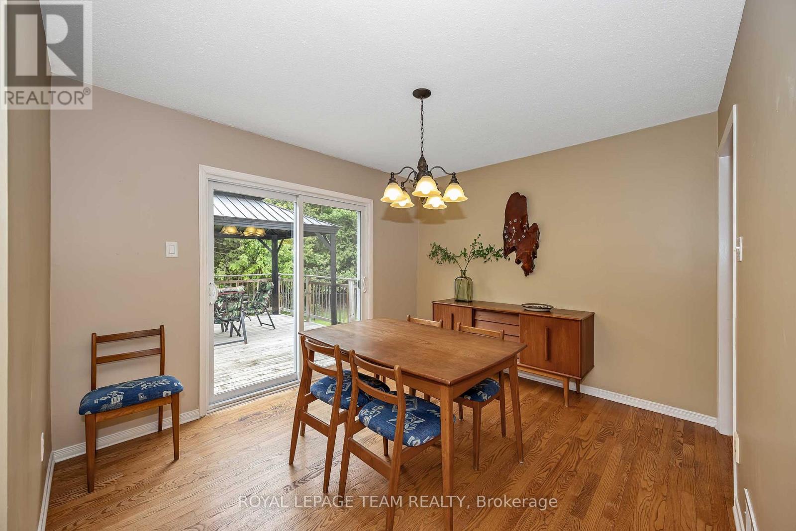 6515 Waddion Drive, Ottawa, Ontario  K4P 1E7 - Photo 10 - X13446018