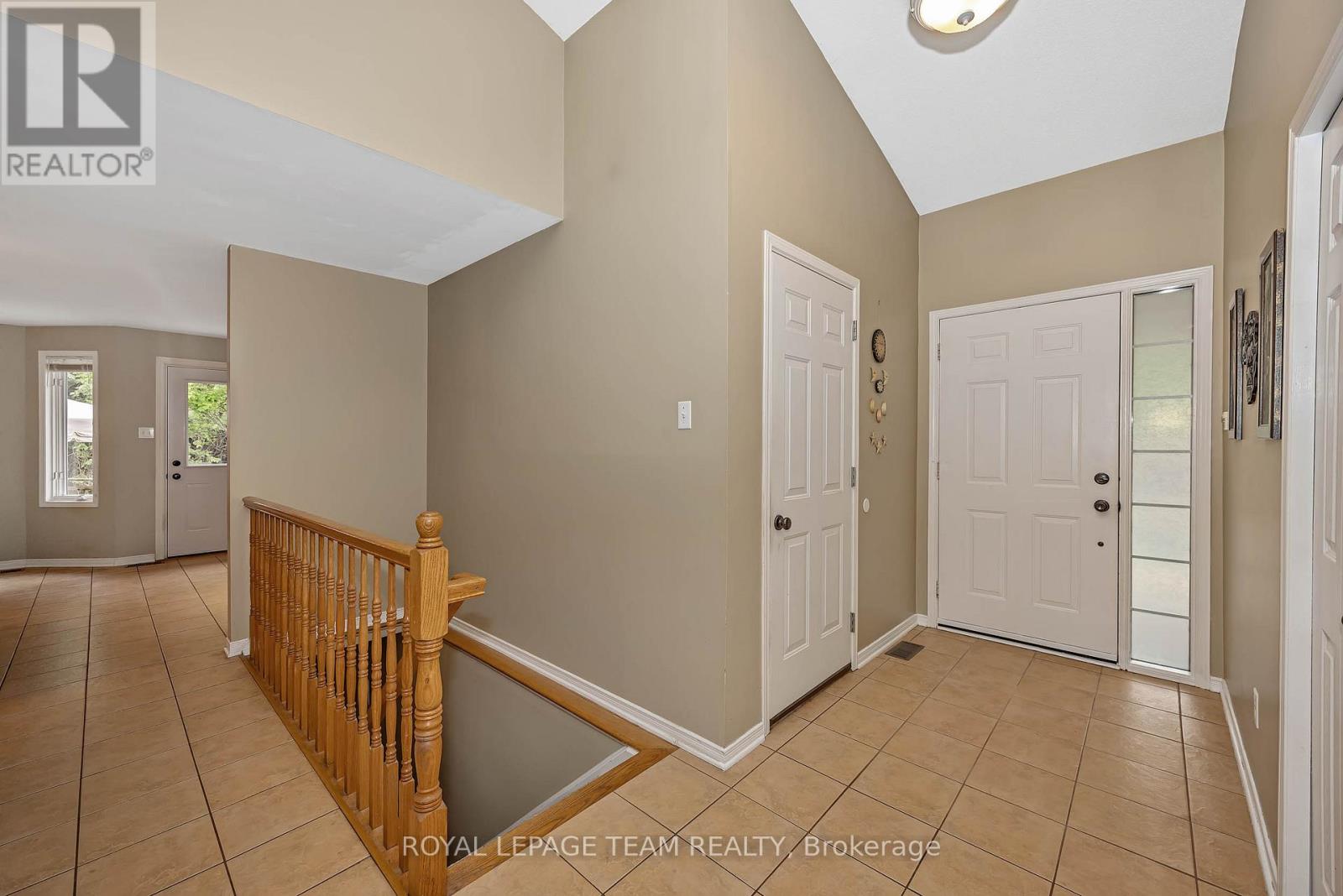 6515 Waddion Drive, Ottawa, Ontario  K4P 1E7 - Photo 5 - X13446018