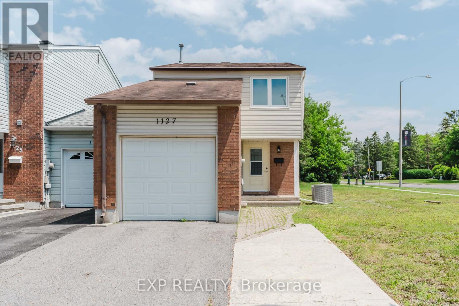 1127 AVIGNON COURT, Ottawa, Ontario