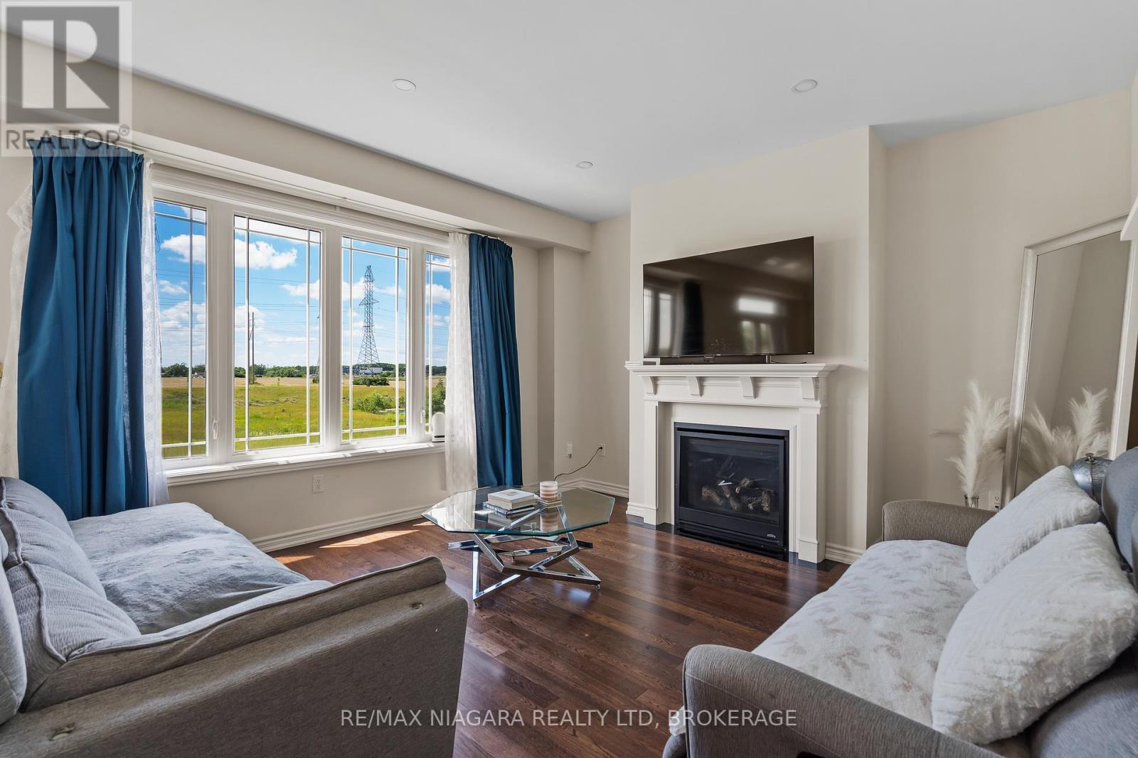 110 Explorer Way, Thorold, Ontario  L2V 0K3 - Photo 14 - X13445974
