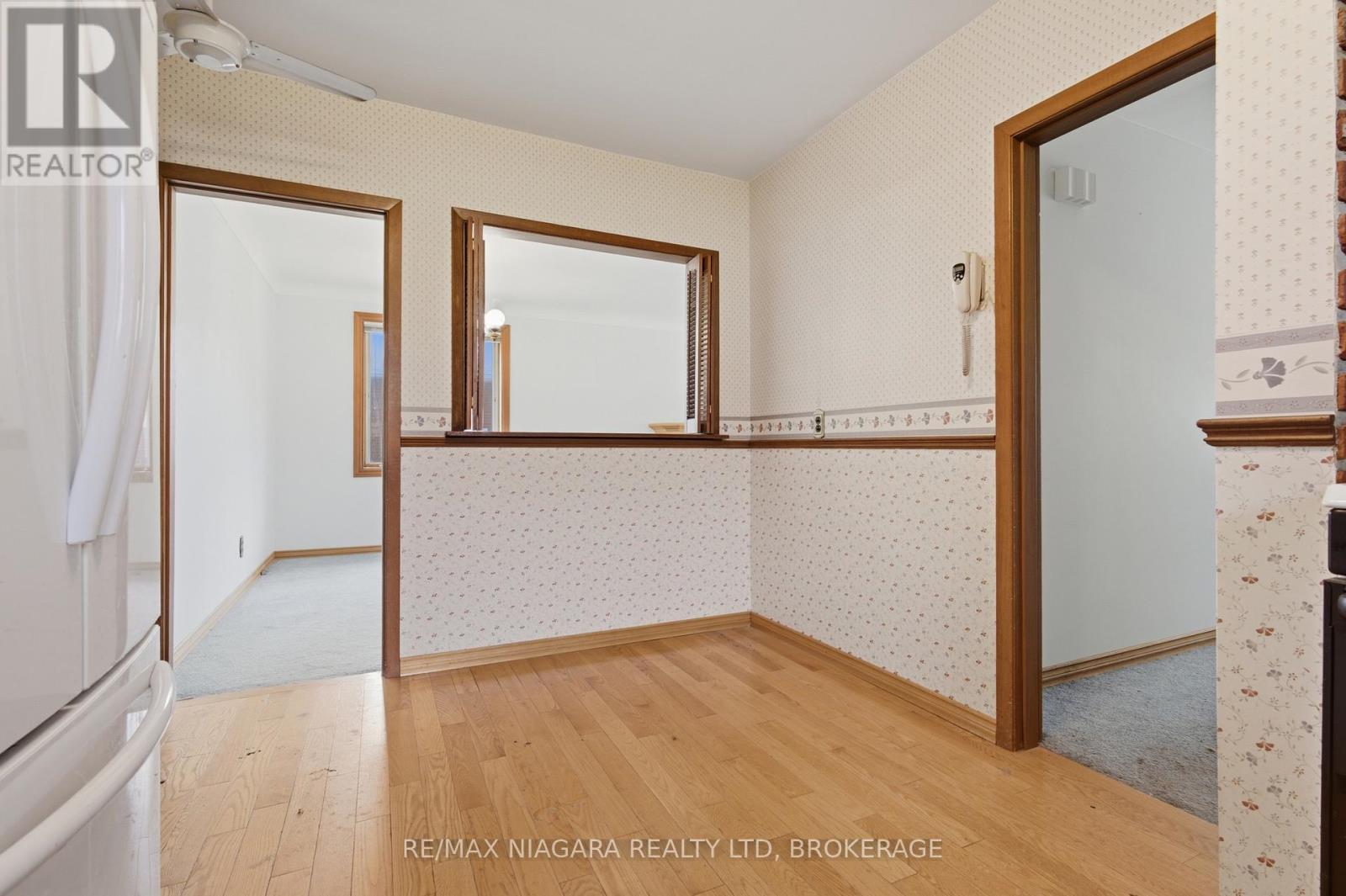 6579 Crawford Street, Niagara Falls, Ontario  L2E 5Z3 - Photo 13 - X13446056