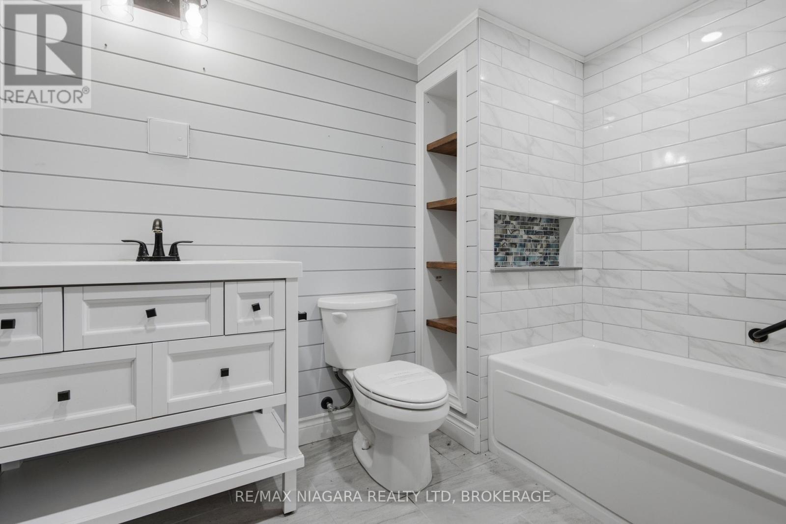 6579 Crawford Street, Niagara Falls, Ontario  L2E 5Z3 - Photo 24 - X13446056