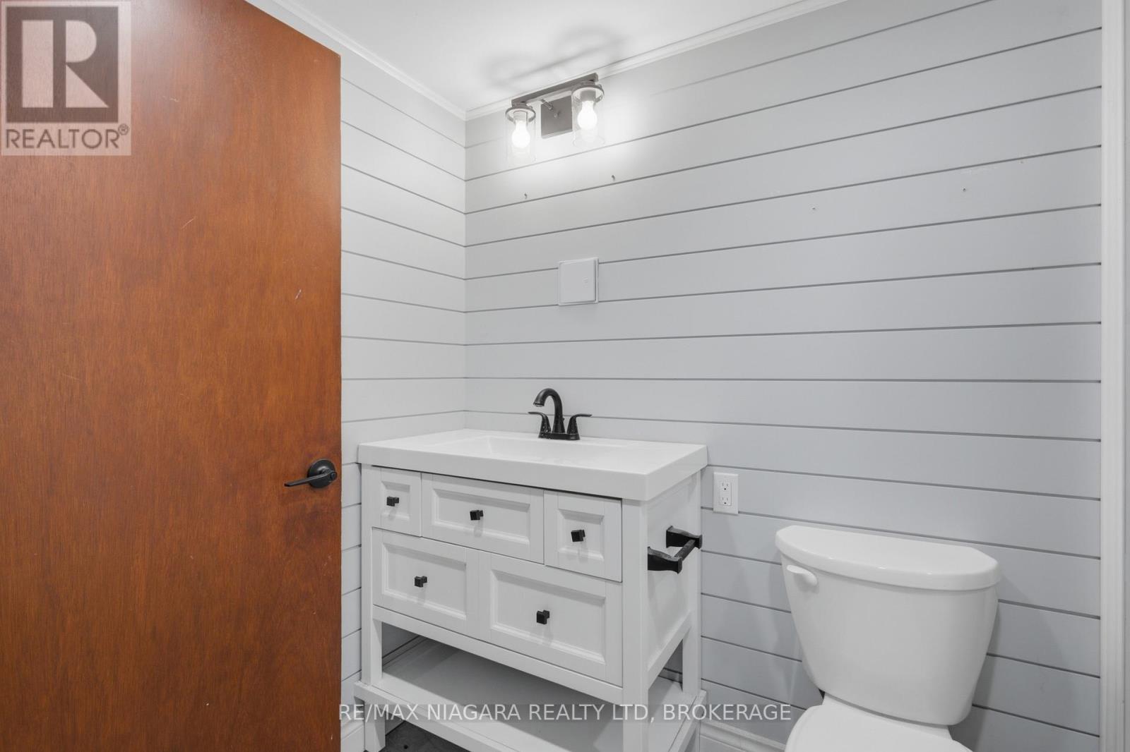 6579 Crawford Street, Niagara Falls, Ontario  L2E 5Z3 - Photo 25 - X13446056