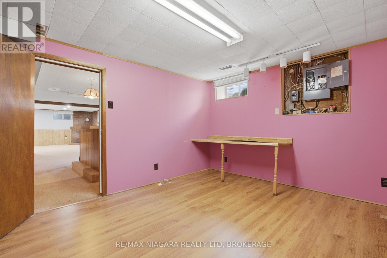 6579 Crawford Street, Niagara Falls, Ontario  L2E 5Z3 - Photo 31 - X13446056
