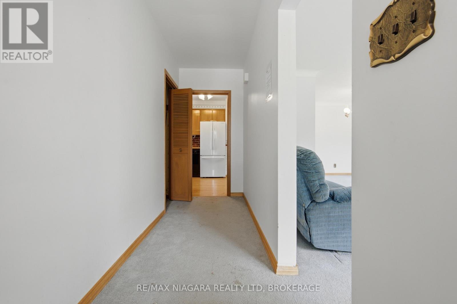 6579 Crawford Street, Niagara Falls, Ontario  L2E 5Z3 - Photo 6 - X13446056