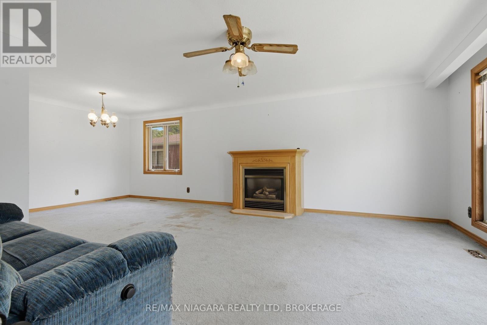 6579 Crawford Street, Niagara Falls, Ontario  L2E 5Z3 - Photo 8 - X13446056