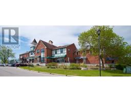 39 - 2 ORCHARD HEIGHTS BOULEVARD, Aurora, Ontario