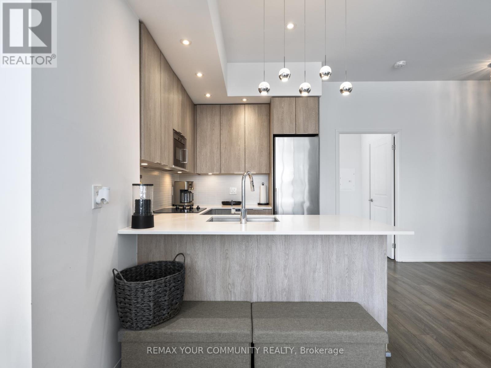 1012 - 99 Eagle Rock Way, Vaughan, Ontario  L6A 5A7 - Photo 14 - N13445802