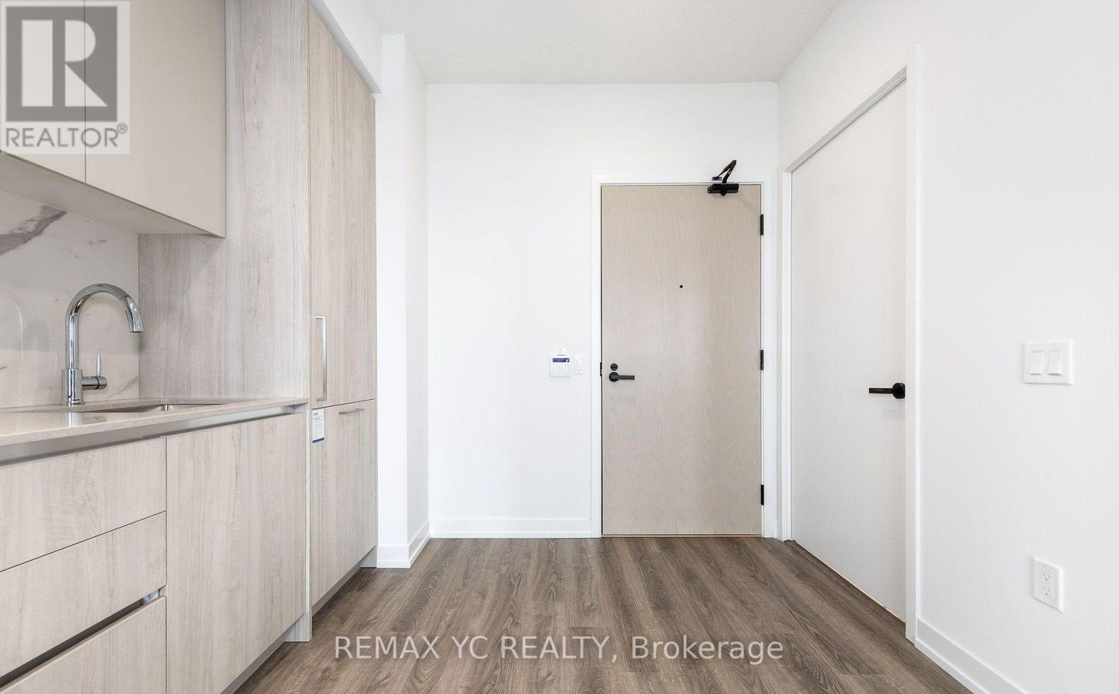 4905 - 195 Commerce Street, Vaughan, Ontario  L4K 0P9 - Photo 2 - N13445868