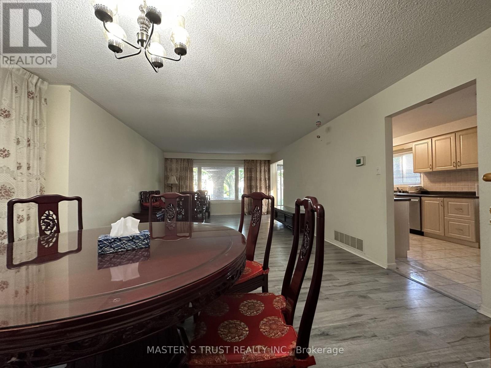 32 Castle Harbour Lane, Markham, Ontario L3T 3A2 - Photo 4 - N13445880